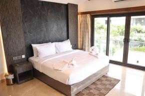 MStays ECR by Mirabilis Hotel